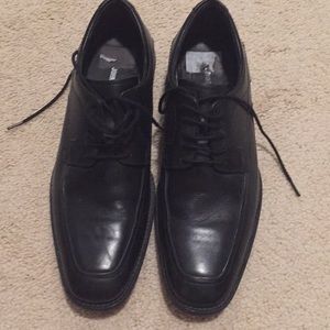 Size 9 dress shoes